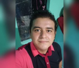 Alejandro, 27, Martinez de la Torre