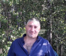 Sos, 43, Gavarr