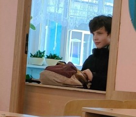 Yuri, 19 лет, Санкт-Петербург