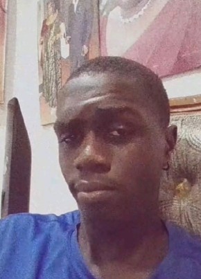 Emmanuel, 18, Republic of Cameroon, Douala