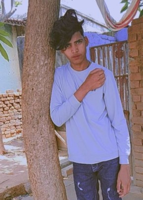 Sonu King, 19, India, Madhupur