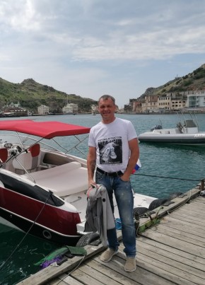 Denis, 42, Russia, Sevastopol