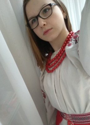 Анастасия, 23, Україна, Чернігів