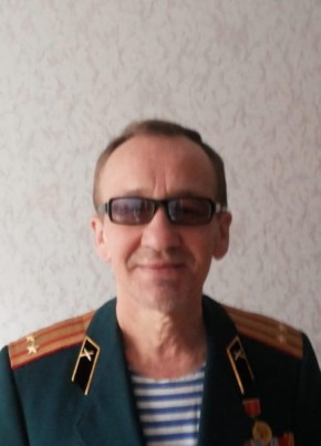 Александр, 58, Россия, Таганрог