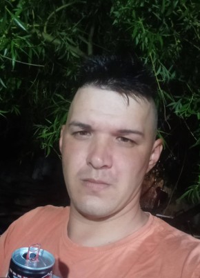 János Bende, 35, Romania, Oradea