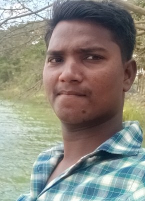 Arumugam, 29, India, Panruti