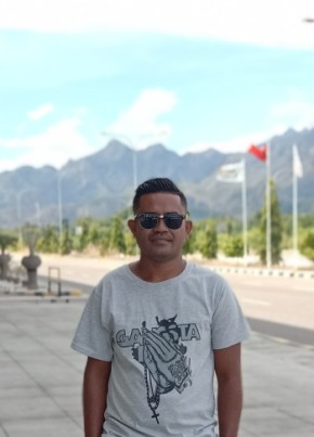 Goes Fui, 32, East Timor, Dili