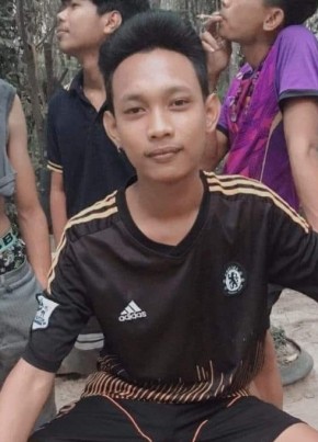 น้อง'หมู, 20, ราชอาณาจักรไทย, ห้วยยอด