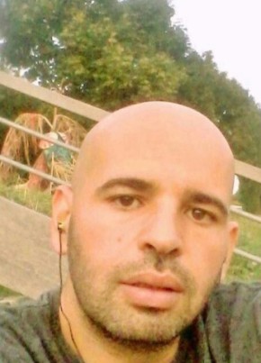 Hakim, 44, République Française, Bondy