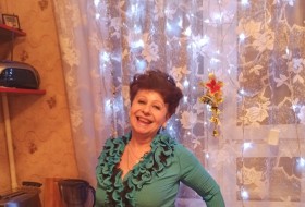 Lidiya, 65 - Just Me