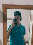 Lucas, 18  , Fortaleza