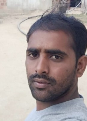 Suresh, 22, India, Bangalore