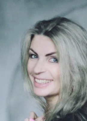 Irina, 43, Russia, Moscow
