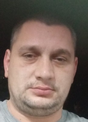 Andrey Osadchiy, 38, Israel, Bat Yam