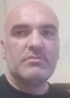 Renato, 38, Albania, Tirana