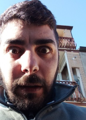 Gianni, 20, Repubblica Italiana, Fondi