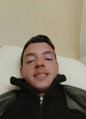 Alejandro, 21, Spain, Corral de Almaguer