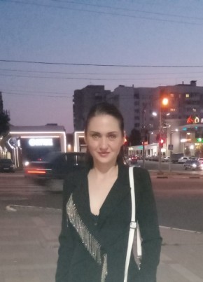 Юлия, 33, Россия, Белгород