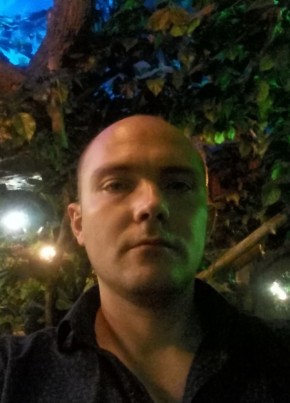 Илья, 37, Қазақстан, Астана