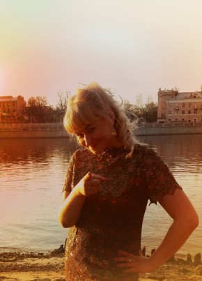 Марина, 42, Россия, Санкт-Петербург