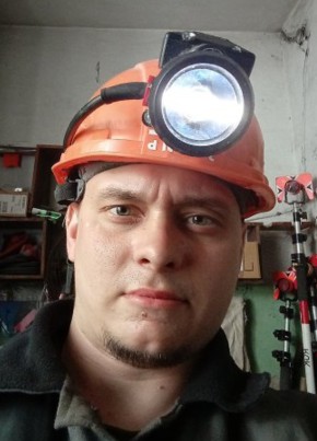 Сергей, 26, Россия, Белово