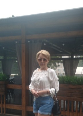 Елена, 51, Россия, Старый Оскол