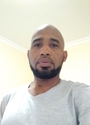 Carlos, 41, República de Angola, Loanda