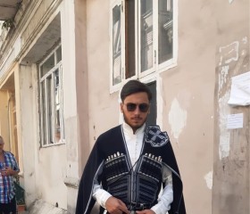 Zura, 25, Batumi
