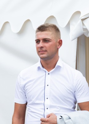 Александр из Багана 33 года