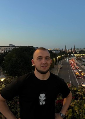 Роман из Тулы 25 лет