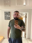 Denis, 32, Kiev