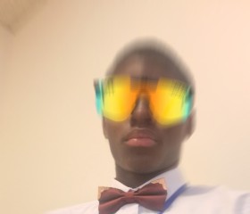 Jonathan, 18, Ottawa