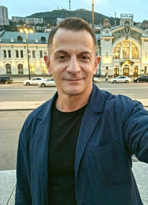 Максим из Рязани 46 лет