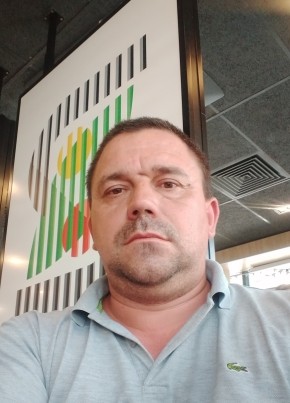 Дмитрий из Ульяновска 44 года