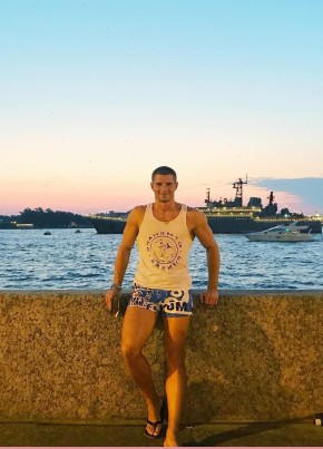 Артур из Подольска 33 года