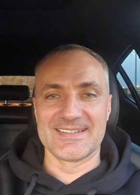 Илья из Голицыно 47 лет