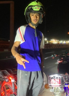 Miro, 18, Algeria, Algiers