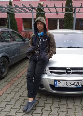 Sanya, 21, Ukraine, Novomyrhorod