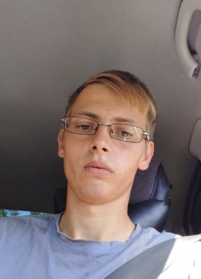 Виктор, 22, Россия, Саратов
