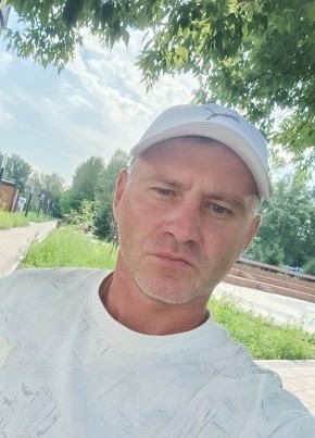 Максим из Красноярска 38 лет