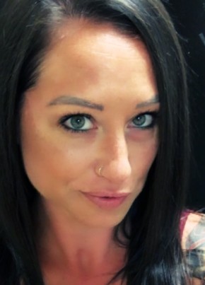 Amy, 37, United States of America, Manchester (State of New Hampshire)