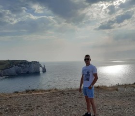 Grisha Chuprun, 28, Brussels