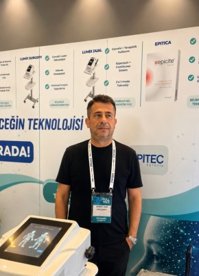 Mehmet из İzmir 49 лет