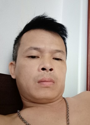 Tung, 43, Công Hòa Xã Hội Chủ Nghĩa Việt Nam, Hà Nội