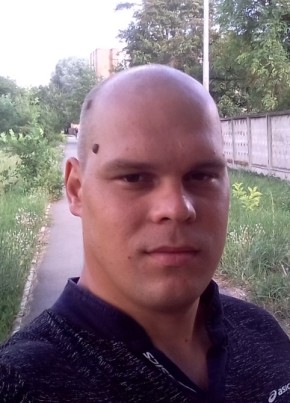 Борис, 37, Россия, Зерноград