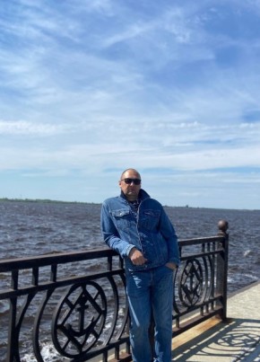 Александр из Северодвинска 48 лет