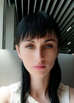 Карина из Кириши 33 года