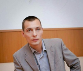 Антон, 45 лет, Псков
