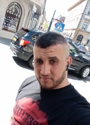 Taher, 26, Groussherzogtum Lëtzebuerg, Esch-Uelzecht