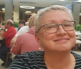 Irina, 56, Moscow